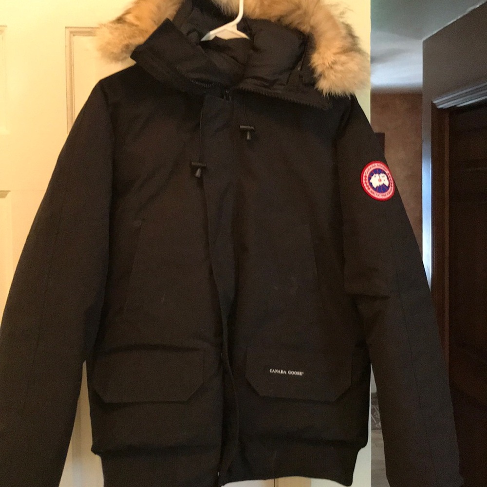Canada Goose. Chilliwack Bomber. Size small.